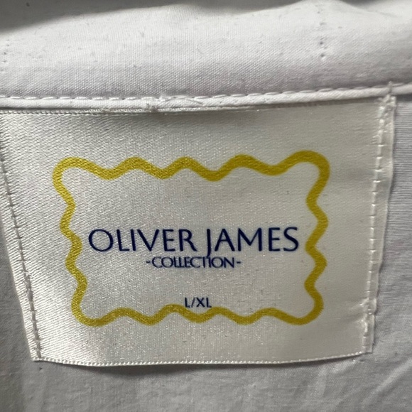 Oliver James Butterfly White Button Down Blouse - Picture 3 of 8